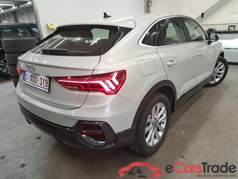 AUDI - AUD Q3 SB 35 TDI 150PK S-Tronic Business Edition Pack Platinum & DAB & Towing Hook #2