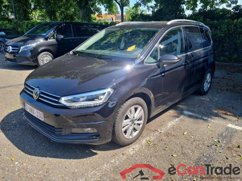 VOLKSWAGEN - VW  TOURAN TDi 150PK DSG Highline Pack Business Plus & Nav Discover Media & Family & Power TailGate & Rear View Camera #1