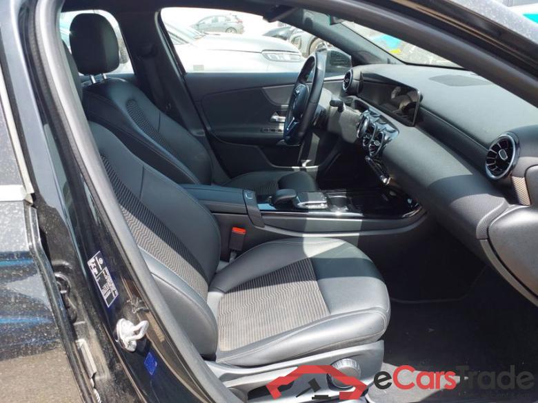 MERCEDES-BENZ Classe A 200d  #3