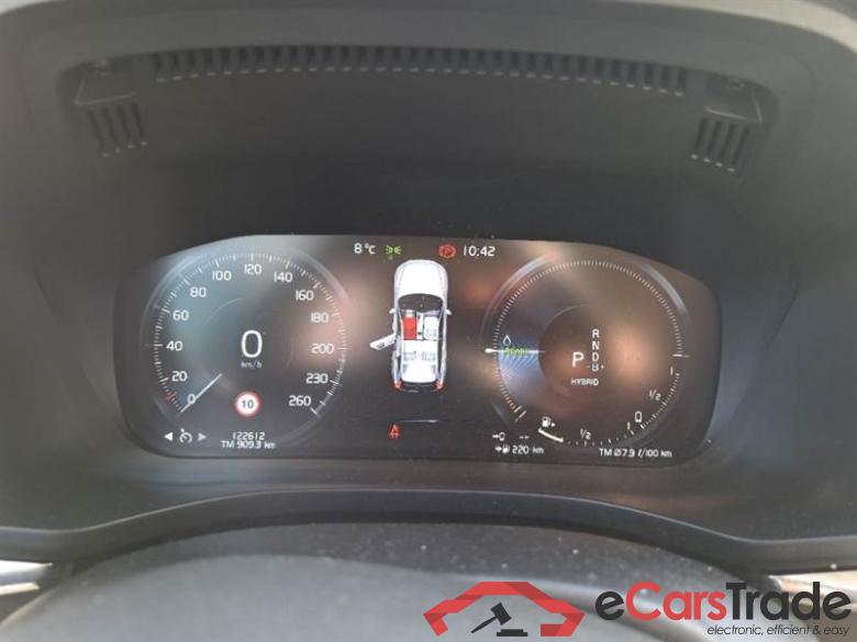 Volvo 122 VOLVO XC60 / 2017 / 5P / SUV T8 TWIN ENGINE AWD GEARTR. BUSINESS PLUS #4