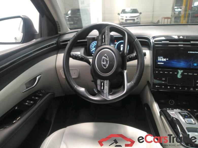 Hyundai 1.6 CRDI 136 DCT-7 HYBRID 48V EXECUTIVE HYUNDAI Tucson / 2020 / 5P / SUV 1.6 CRDI 136 DCT-7 HYBRID 48V EXECUTIVE #5