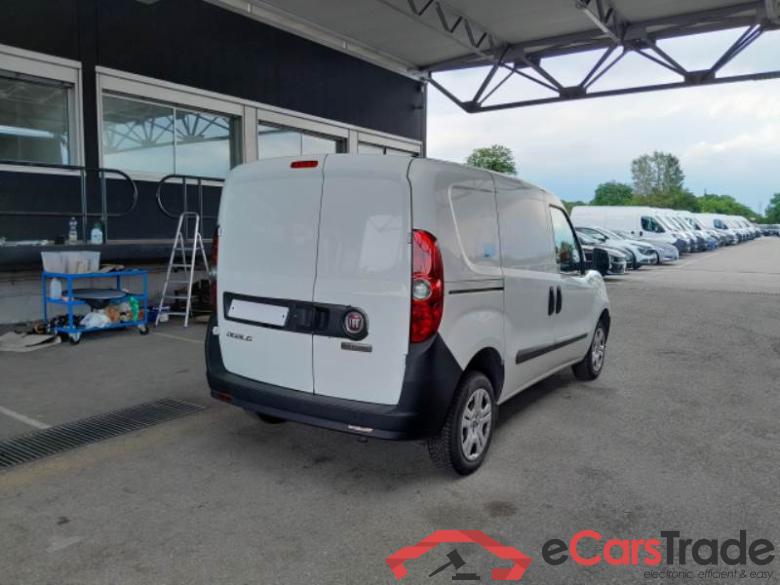 Fiat 48 FIAT DOBLÒ CARGO / 2014 / 4P / VETT. FURGONATA CH1 LOUNGE 1.3 MJET 95CV E6D SeS #2