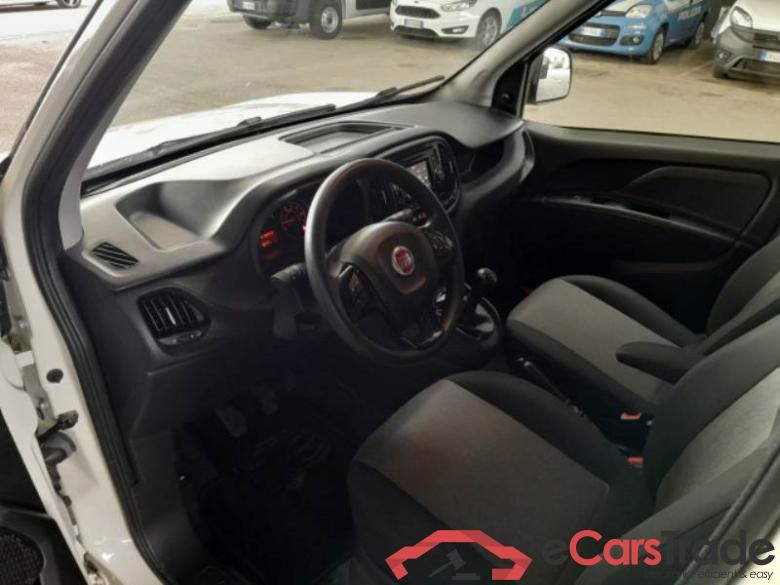 Fiat 48 FIAT DOBLÒ CARGO / 2014 / 4P / VETT. FURGONATA CH1 LOUNGE 1.3 MJET 95CV E6D SeS #3