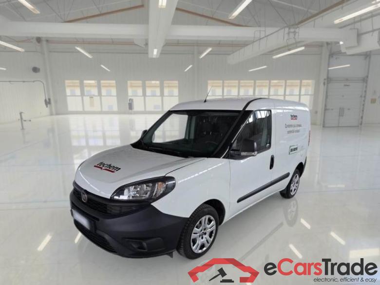 Fiat LOUNGE FIAT DOBLÒ CARGO / 2014 / 4P / VETT. FURGONATA CH1 LOUNGE 1.6 MJET 105CV E6D-F SeS #1