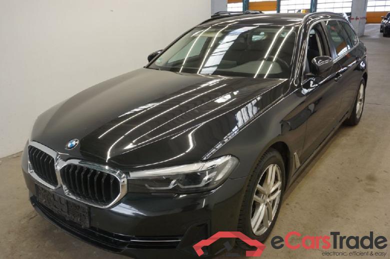 BMW 5-Serie Touring ´16 Baureihe 5 Touring 520 d 2.0 140KW AT8 E6d #1