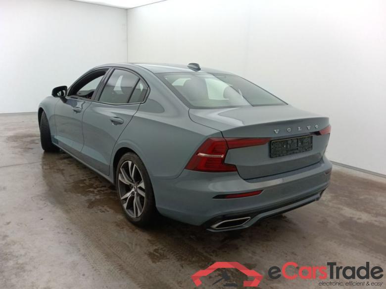 VOLVO S60 - 2019 2.0 B3 163hp MHE R-Design Geartronic 4d #4