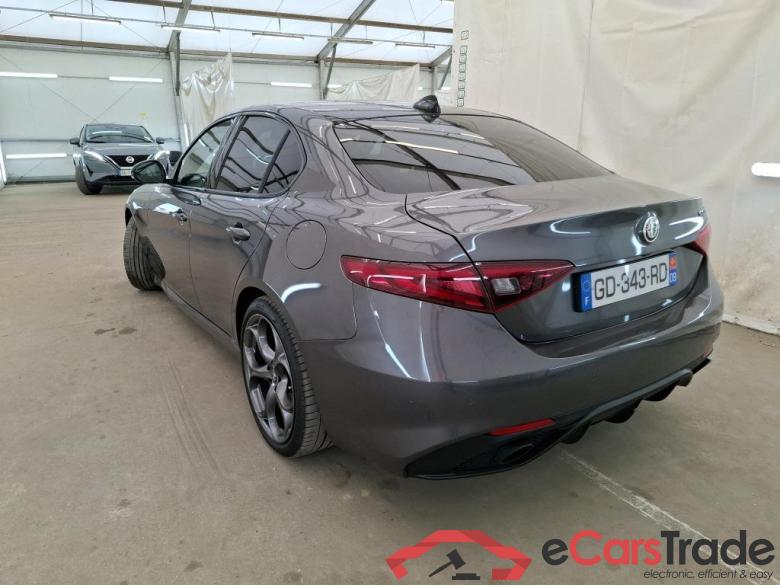 AlfaRomeo 2.0 T 280ch AT8 Veloce ALFA ROMEO Giulia / 2016 / 4P / Berline 2.0 T 280ch AT8 Veloce #2