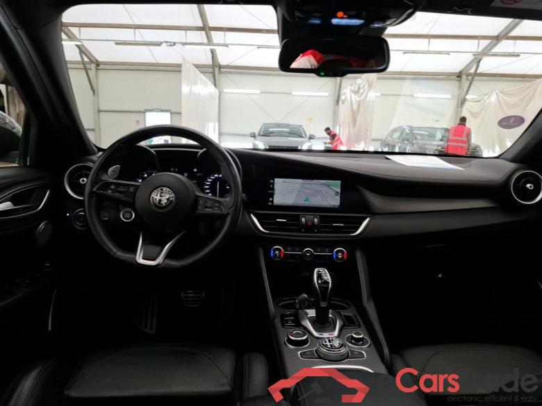 AlfaRomeo 2.0 T 280ch AT8 Veloce ALFA ROMEO Giulia / 2016 / 4P / Berline 2.0 T 280ch AT8 Veloce #5
