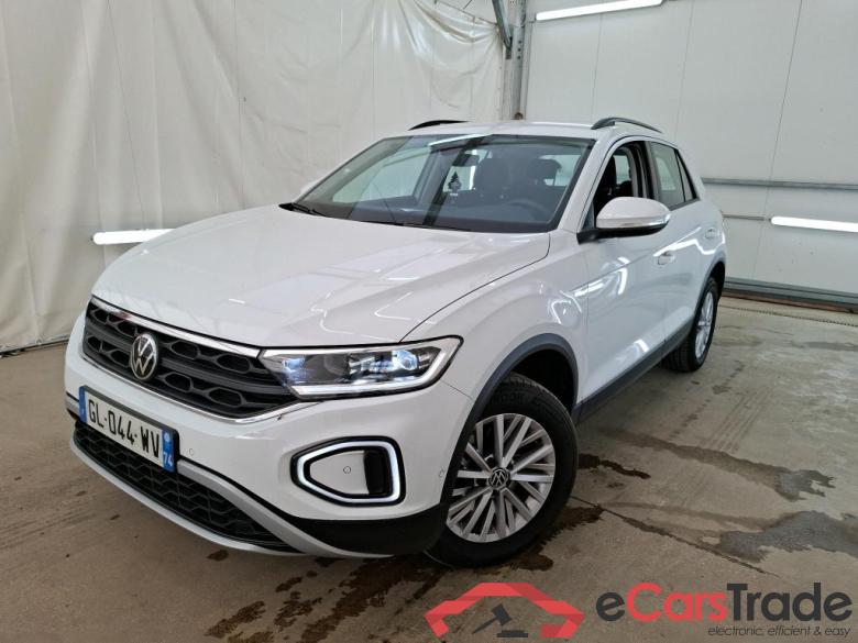 Volkswagen  VOLKSWAGEN T-Roc / 2021 / 5P / SUV 1.5 TSI 150 EVO LIFE PLUS DSG7 #1
