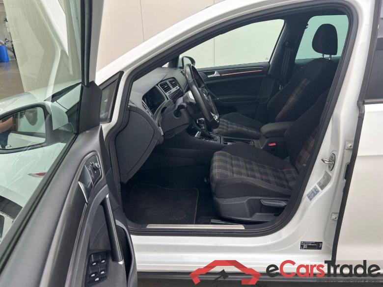VOLKSWAGEN GOLF 2.0 TSI GTI Performance #5
