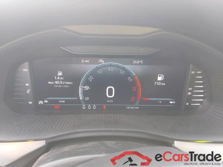 Skoda 1.0 TSI 81KW (110 CV) Ambition (AC2) SKODA Scala / 2019 / 5P / berlina con portón 1.0 TSI 81KW (110 CV) Ambition (AC2) #4