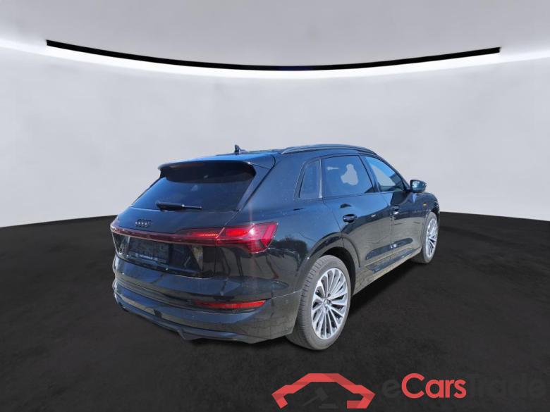 Audi 55 quattro S line E-tron #4