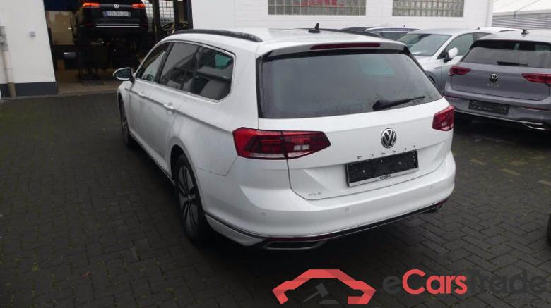 Vw GTE Passat Variant #3