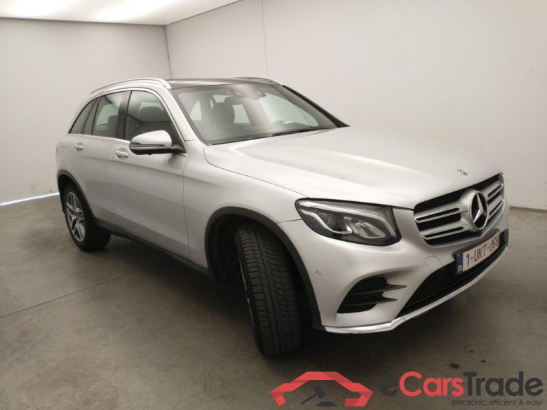 Mercedes-Benz GLC GLC 250 4MATIC 5d #2