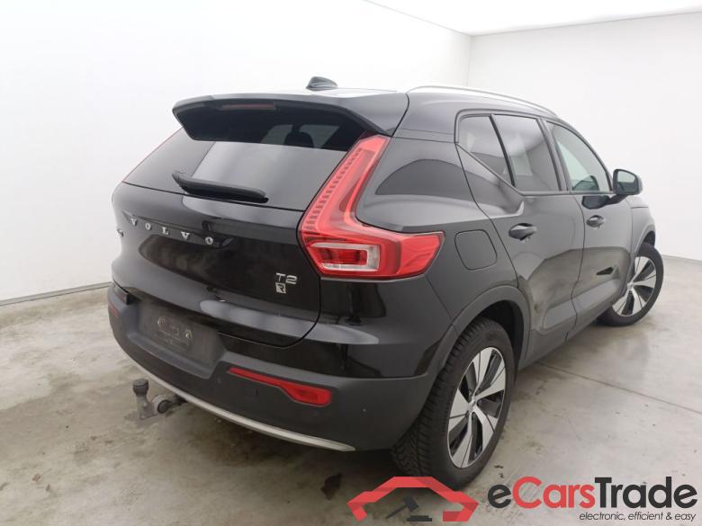 Volvo XC40 T2 Geartronic Momentum Pro 5d #4