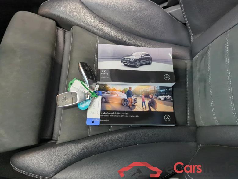 Mercedes GLC '15 Mercedes-Benz GLC GLC 300e 4MATIC Business Solution AMG 5d #4