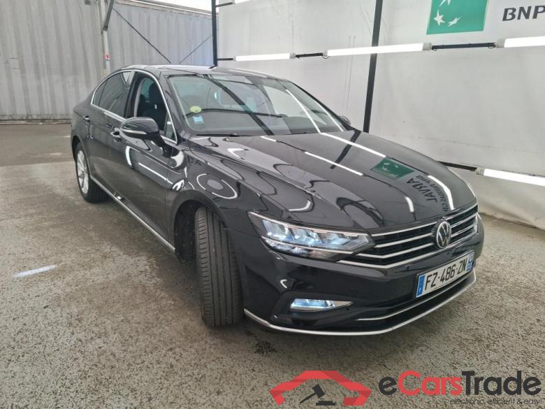Volkswagen 2.0 TDI 150 SCR DSG7 LOUNGE VOLKSWAGEN Passat / 2019 / 4P / Berline 2.0 TDI 150 SCR DSG7 LOUNGE #4