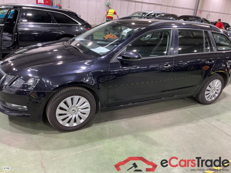 SKODA OCTAVIA COMBI - 2017 1.0 TSI Ambition #3