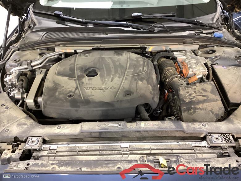 VOLVO V60 - 2018 2.0 T6 TE AWD PHEV Momentum Pro #6