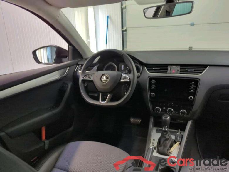 SKODA Octavia Combi 1.5 TSI Bns Edition #3