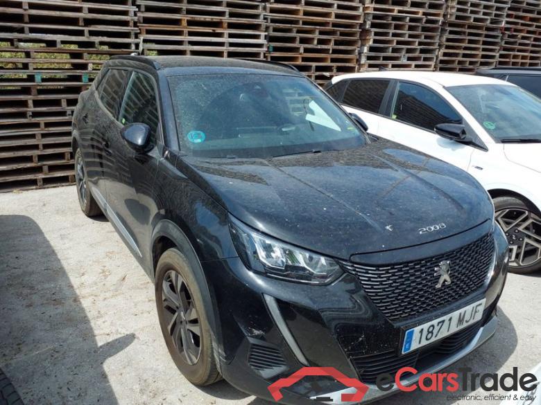 PEUGEOT 2008 Allure Pack 130 S&S EAT8 PureTech #1