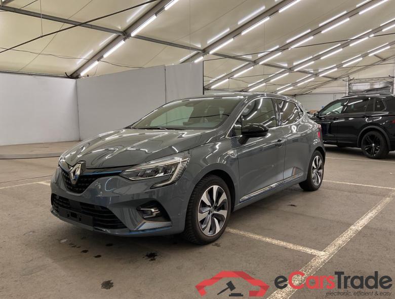 RENAULT Clio V Clio 1.6i E-TECH Hybrid First #1