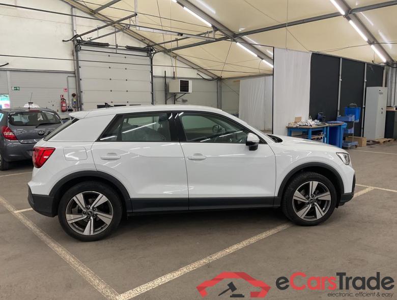 AUDI Q2 35 TFSI Business Edition Attraction Str. #5