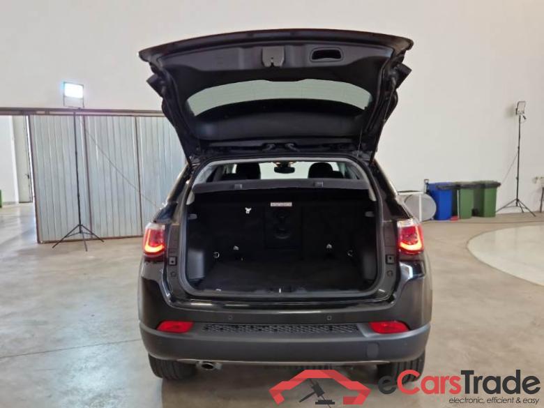 Jeep 28 JEEP COMPASS / 2017 / 5P / SUV 2.0 MJET II 103KW LIMITED 4WD AUTO #5