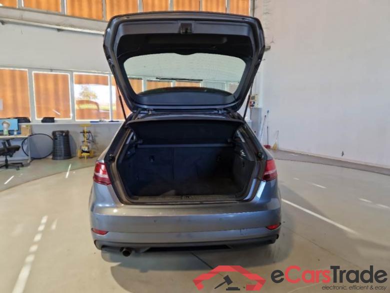 Audi 217 AUDI A3 / 2016 / 5P / BERLINA 30 TDI BUSINESS S.BACK #5