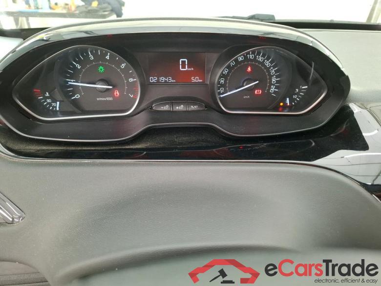 Peugeot Puretech 82 EU6.c S&S PREMIUM 208 Affaire Premium 1.2 80CV BVM5 E6dT #6