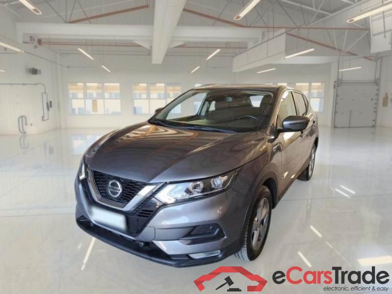 Nissan 51 NISSAN QASHQAI / 2017 / 5P / CROSSOVER 1.3 DIG-T 140 BUSINESS #1