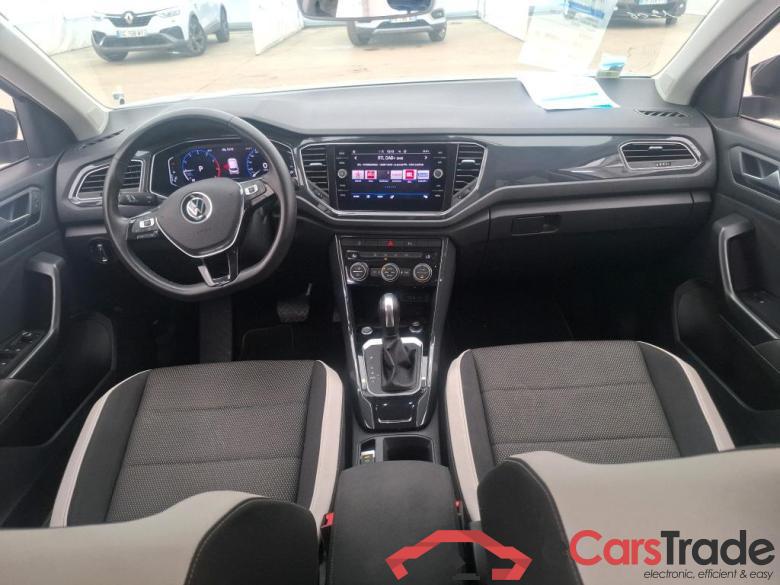 Volkswagen 1.5 TSI 150 EVO CARAT DSG7 VOLKSWAGEN TRoc 2017 5P SUV 1.5 TSI 150 EVO CARAT DSG7 #5