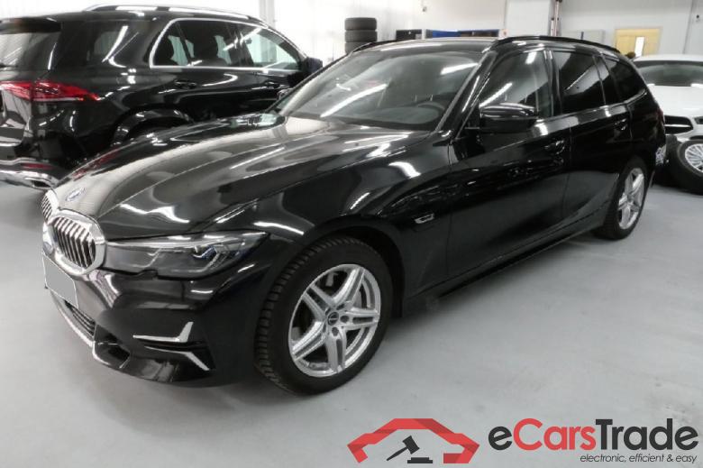 BMW 3-Serie Touring ´18 Baureihe 3 Touring 330 e xDrive Luxury Line 2.0 185KW E6d #1