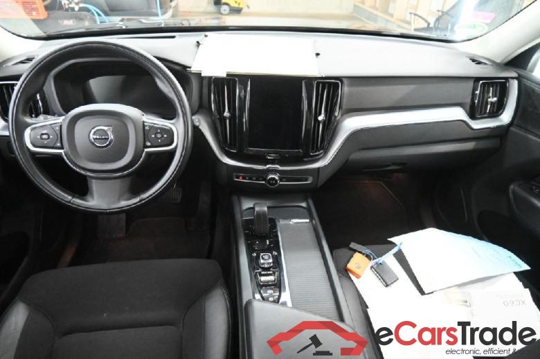 Volvo XC60 ´17 XC60 Momentum Pro 2WD 2.0 B4 145KW AT8 E6d #3