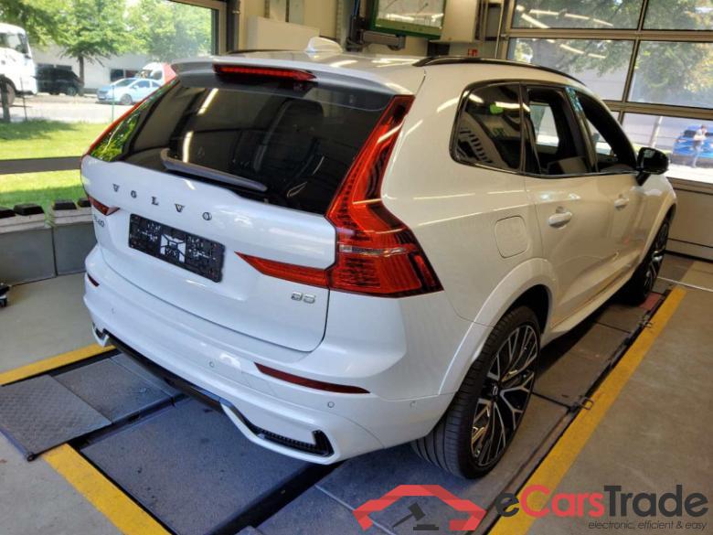 Volvo XC60 (03.2017->) DE - SUV5 B5 (Benzin) 2WD EU6d, R-Design Mild-Hybrid (EURO 6d), (Facelift) 2021 #3