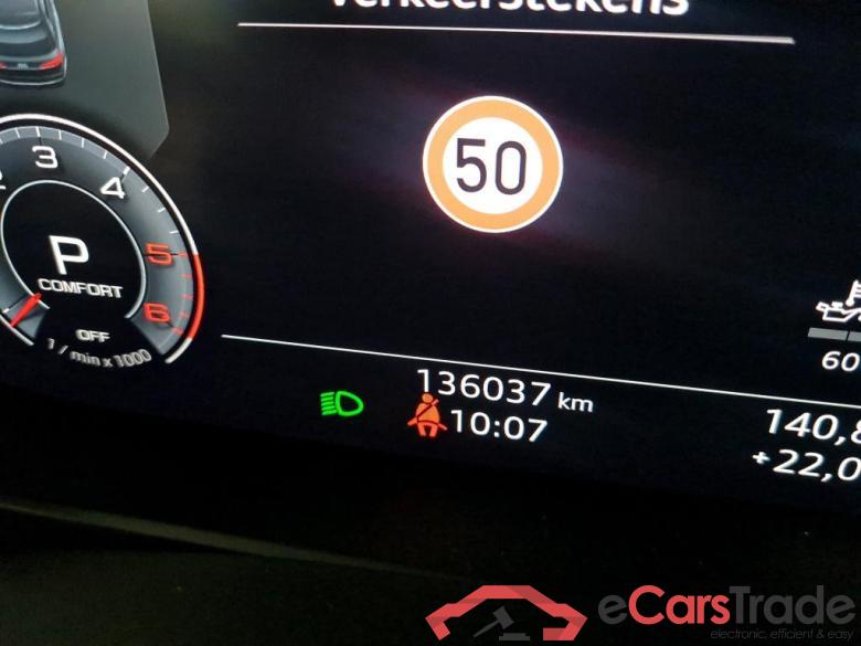 AUDI - AUD Q7 50 TDI 286PK Quattro Tiptronic S Line Pack Platinum & Third Row Seats Front & Shadow & Auxiliary Heater & Electric Towing Hook #5