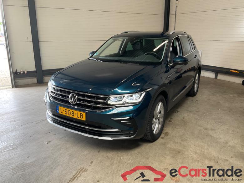 VOLKSWAGEN Tiguan 1.5 TSI Elegance #1