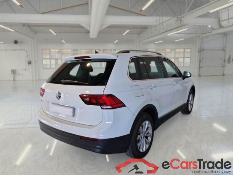 Volkswagen 62 VOLKSWAGEN TIGUAN / 2016 / 5P / SUV 1.5 TSI 110KW BUSINESS BMT DSG ACT #2