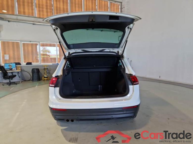 Volkswagen 62 VOLKSWAGEN TIGUAN / 2016 / 5P / SUV 1.5 TSI 110KW BUSINESS BMT DSG ACT #5
