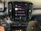 preview Volvo XC40 #4