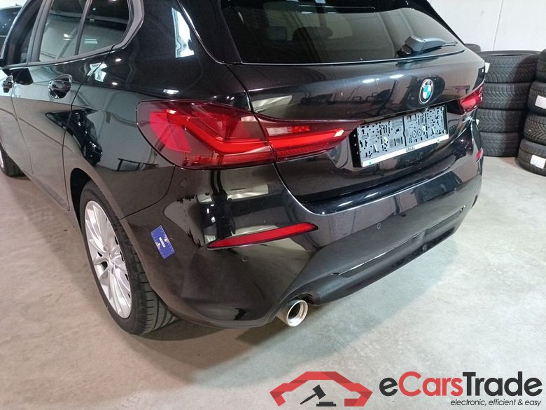 BMW 1 Reeks Hatch 118iA (100 kW) 5d