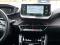 preview Peugeot 208 #5