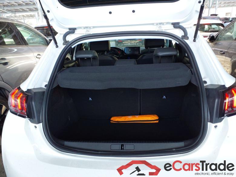 PEUGEOT 208 1.2 PureTech 100 ALLURE BVM #2