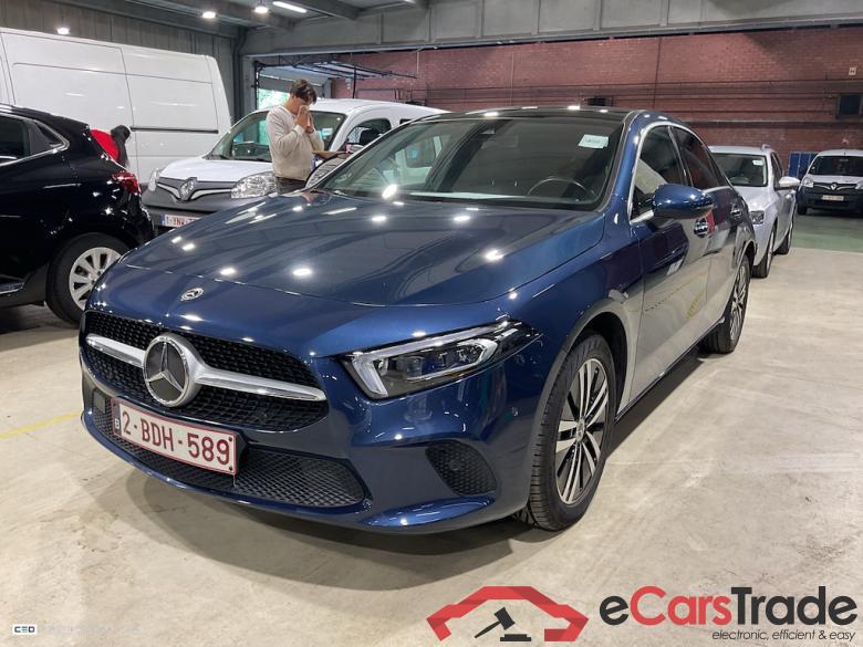 MERCEDES-BENZ A-CLASS LIMOUSINE 1.3 A 250 E BUSINESS SOLUTION DCT #1