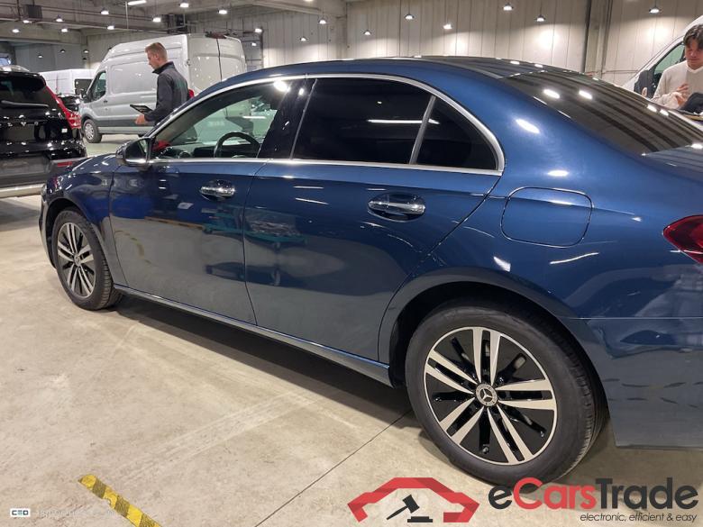 MERCEDES-BENZ A-CLASS LIMOUSINE 1.3 A 250 E BUSINESS SOLUTION DCT #2