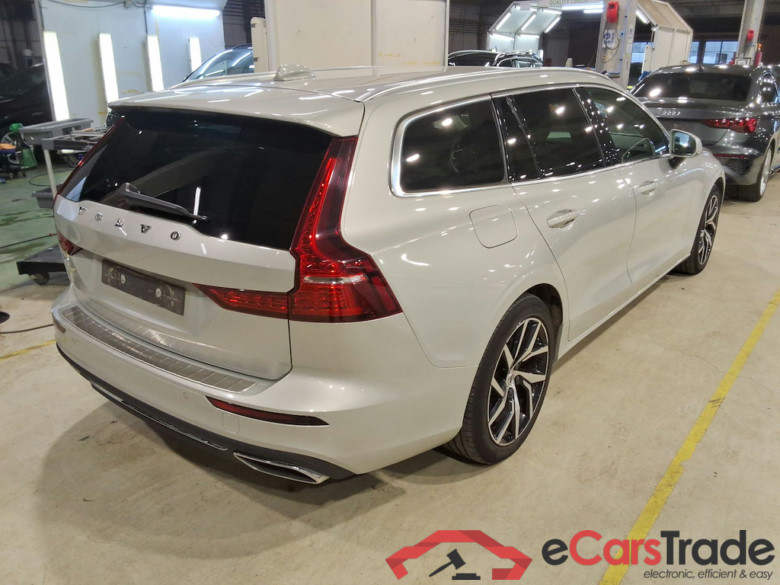 VOLVO V60 - 2018 2.0 T8 AWD PHEV Inscription Geartronic #4
