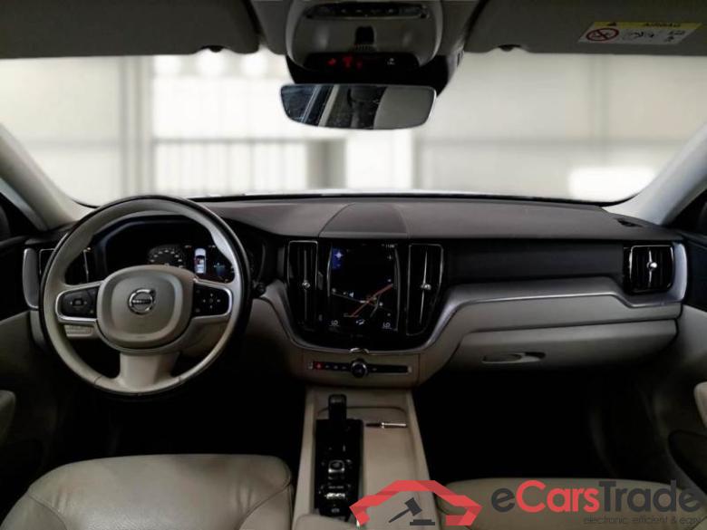 VOLVO XC60 / 2017 / 5P / SUV T6 PLUG-IN AWD AUTO RECHARGE INS. EXP #3