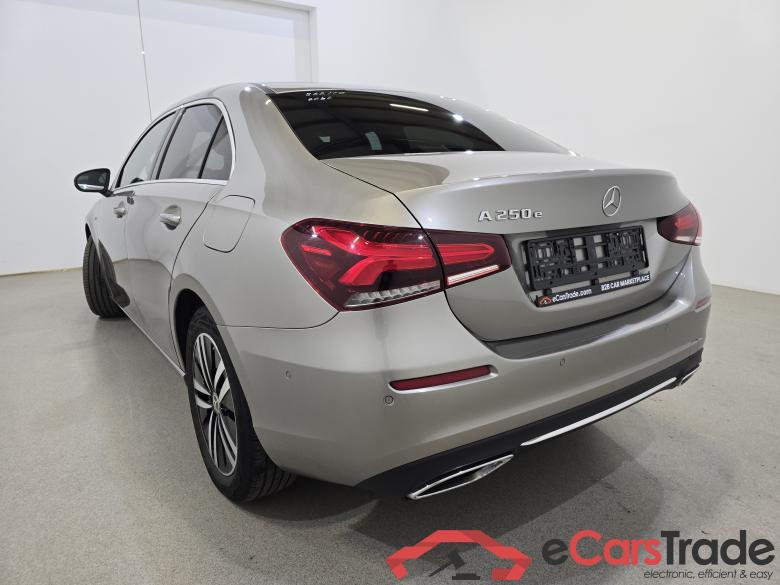 Mercedes A 250e Limousine Plug-In Hybrid Style Plus Aut. LED-Xenon Widescreen Ambient Navi Sport-Leather KeylessGo Camera Klima PDC ... #6 Mercedes A 250e Limousine Plug-In Hybrid Style Plus Aut. LED-Xenon Widescreen Ambient Navi Sport-Leather KeylessGo Camera Klima PDC ... #6
