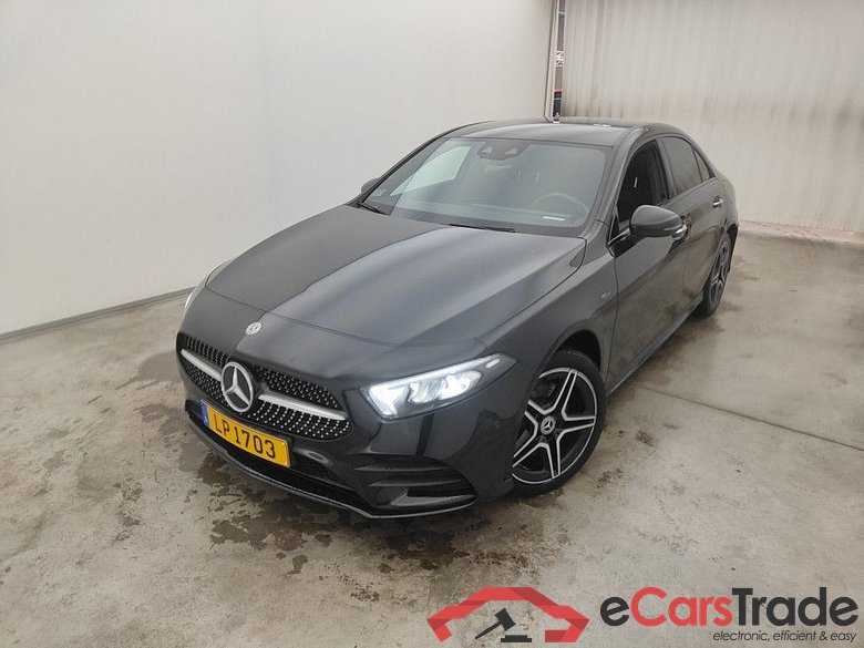MERCEDES CLASSE A SEDAN (V177) A 250 e 160 PHEV (EU6AP) 4d