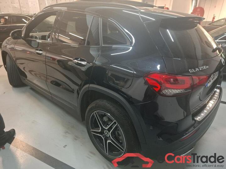 Mercedes GLA 250e Plug-In Hybrid AMG Night Aut. Pano LED-Multibeam Widescreen Ambient Navi 1/2 Sport-Leather-Alcantara KeylessGo Camera Klima PDC ... #4